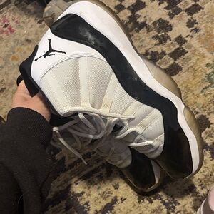 Nike White and Black Men's Shoes